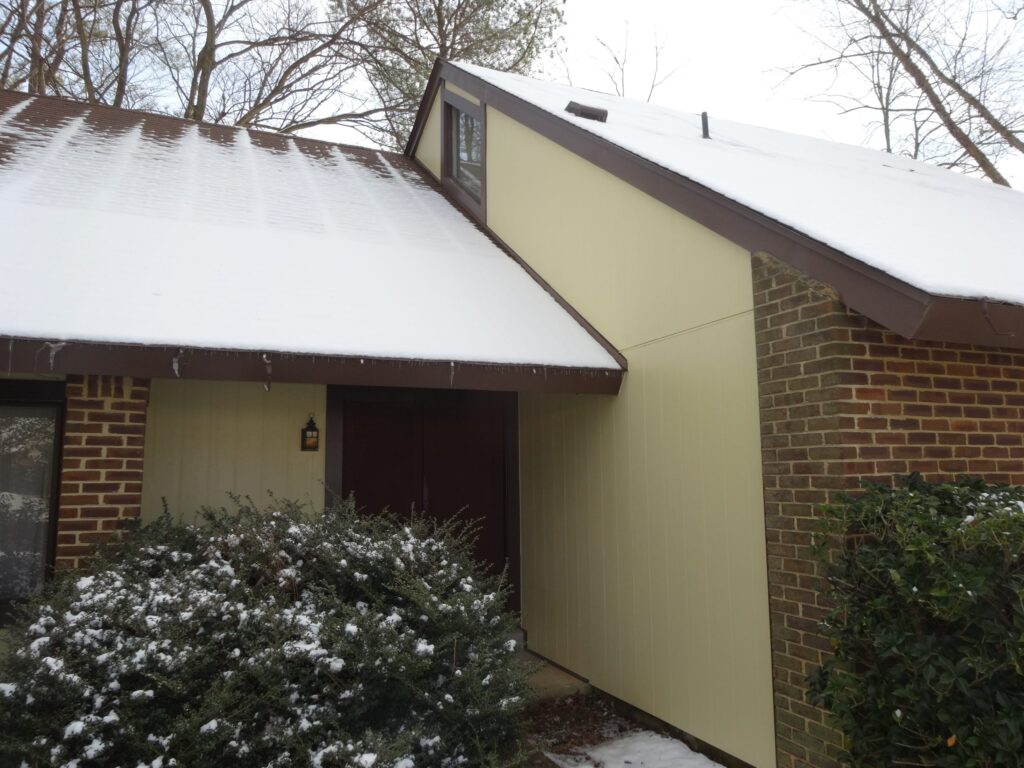 James Hardie fiber cement siding project by Sunshine Contracting on a Northern Virginia home (photo 58)