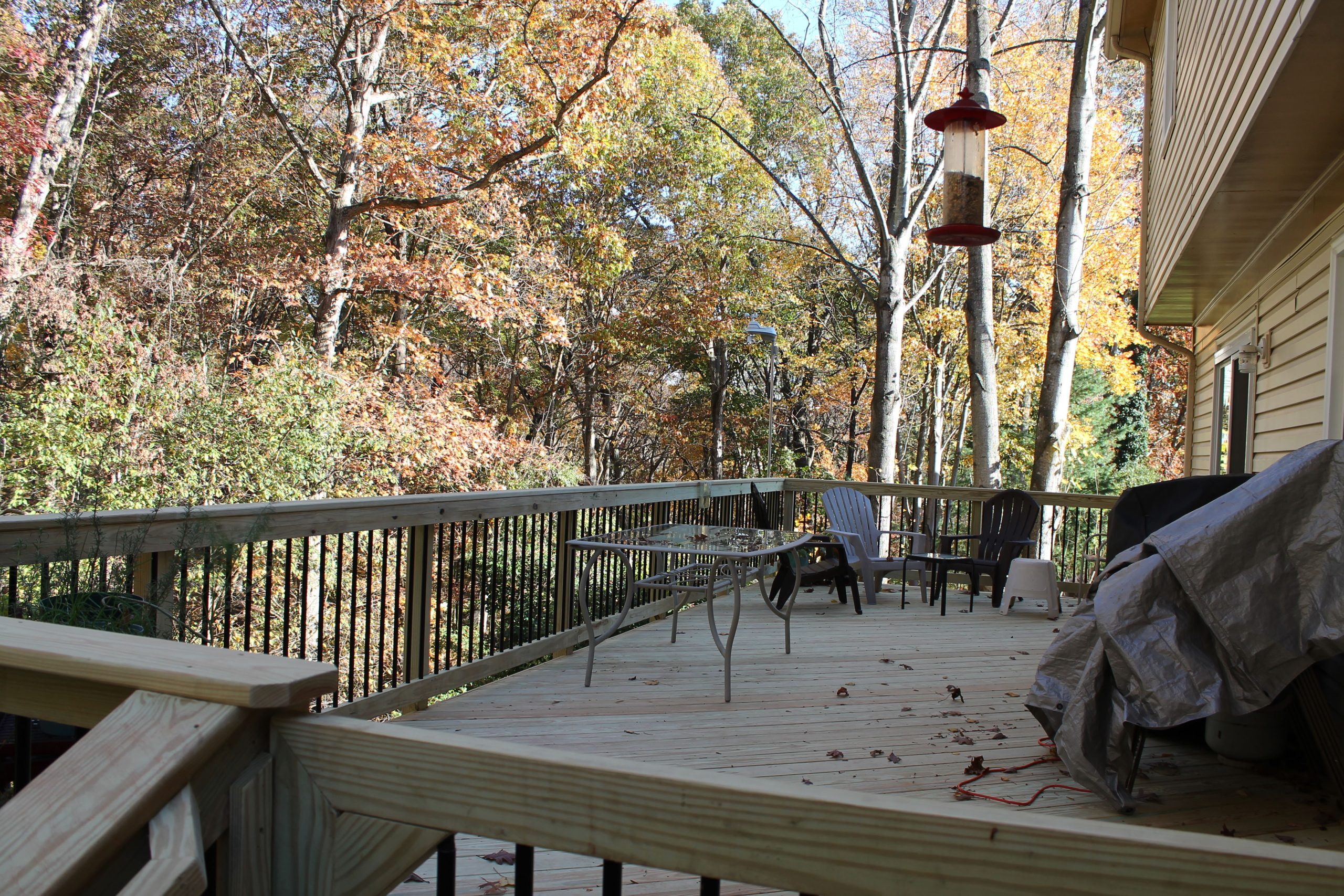 Composite deck project by Sunshine Contracting on a Northern Virginia home (photo 103)