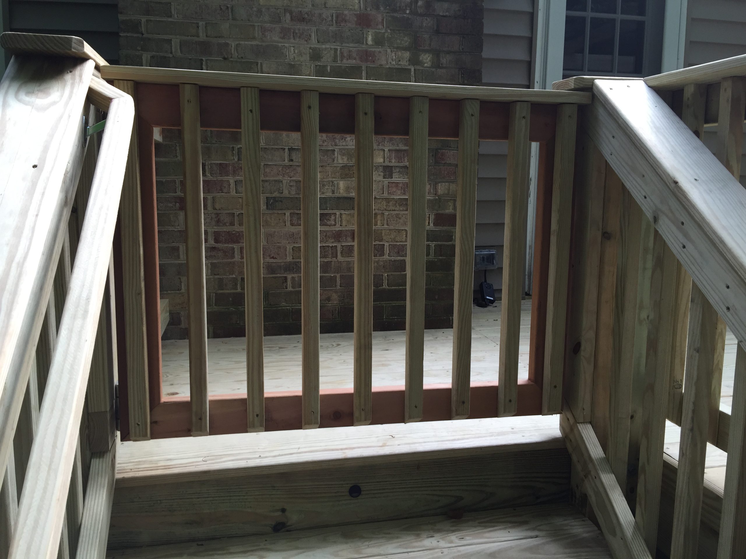 Composite deck project by Sunshine Contracting on a Northern Virginia home (photo 95)