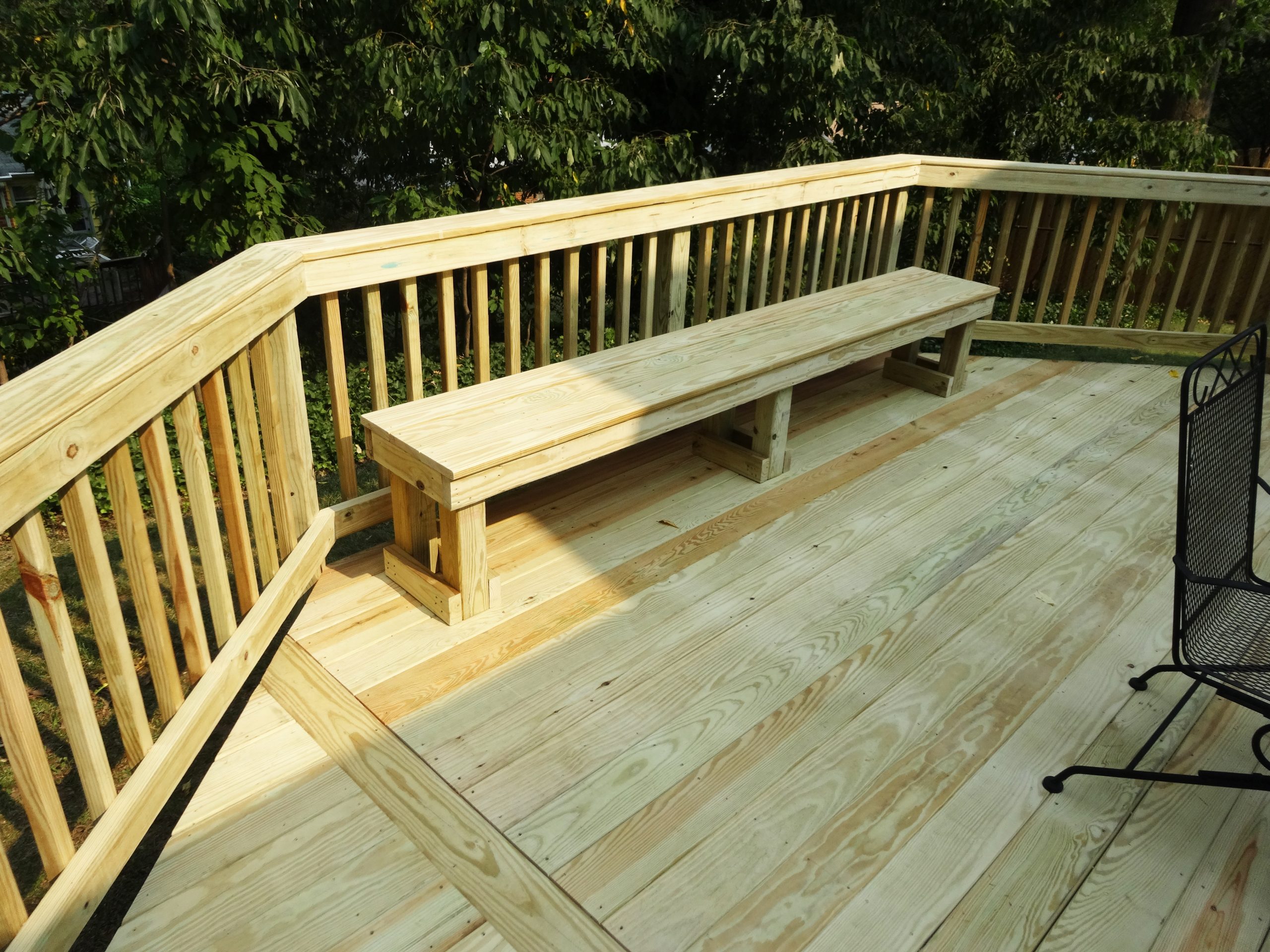 Composite deck project by Sunshine Contracting on a Northern Virginia home (photo 51)