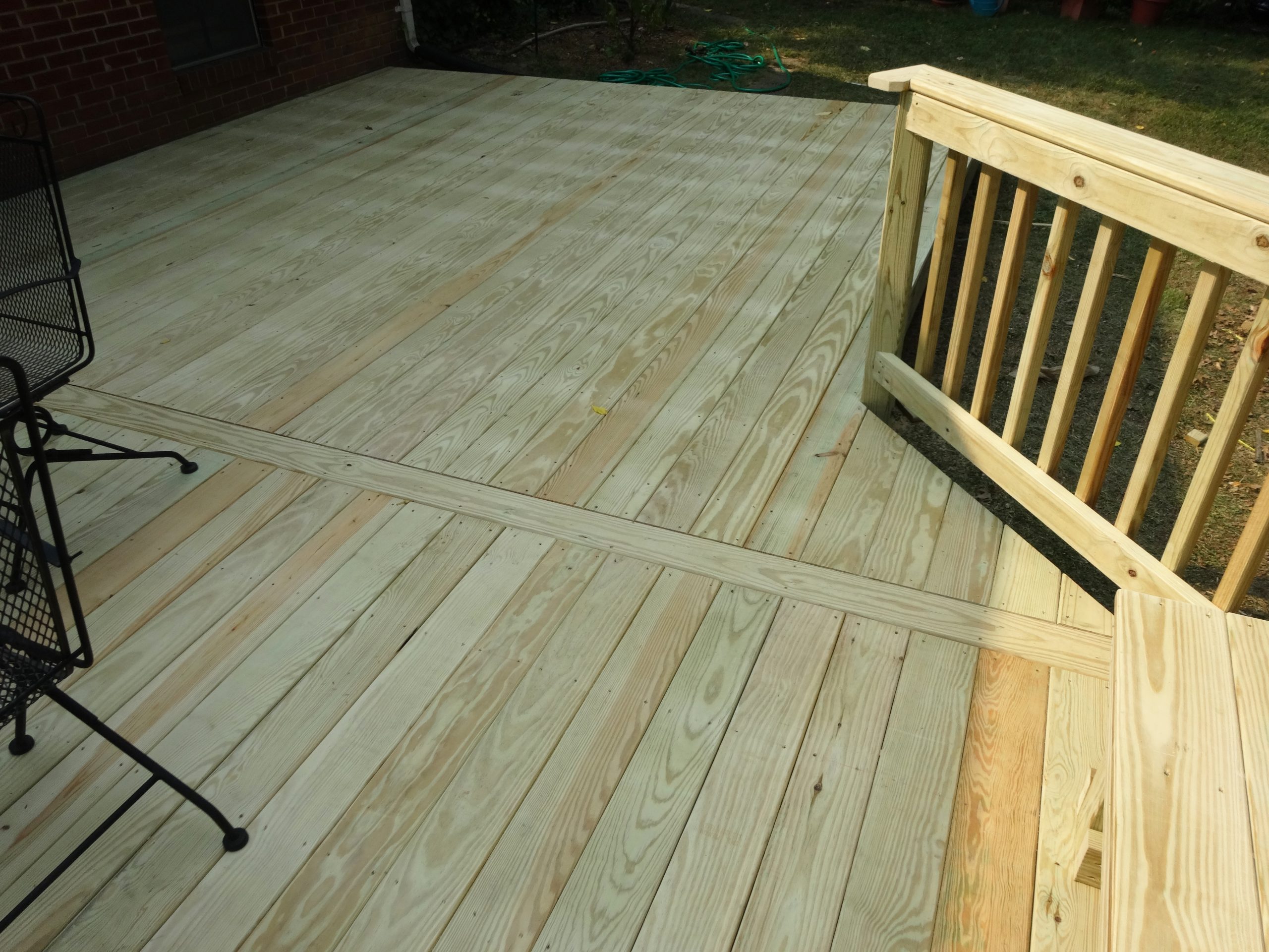 Composite deck project by Sunshine Contracting on a Northern Virginia home (photo 53)