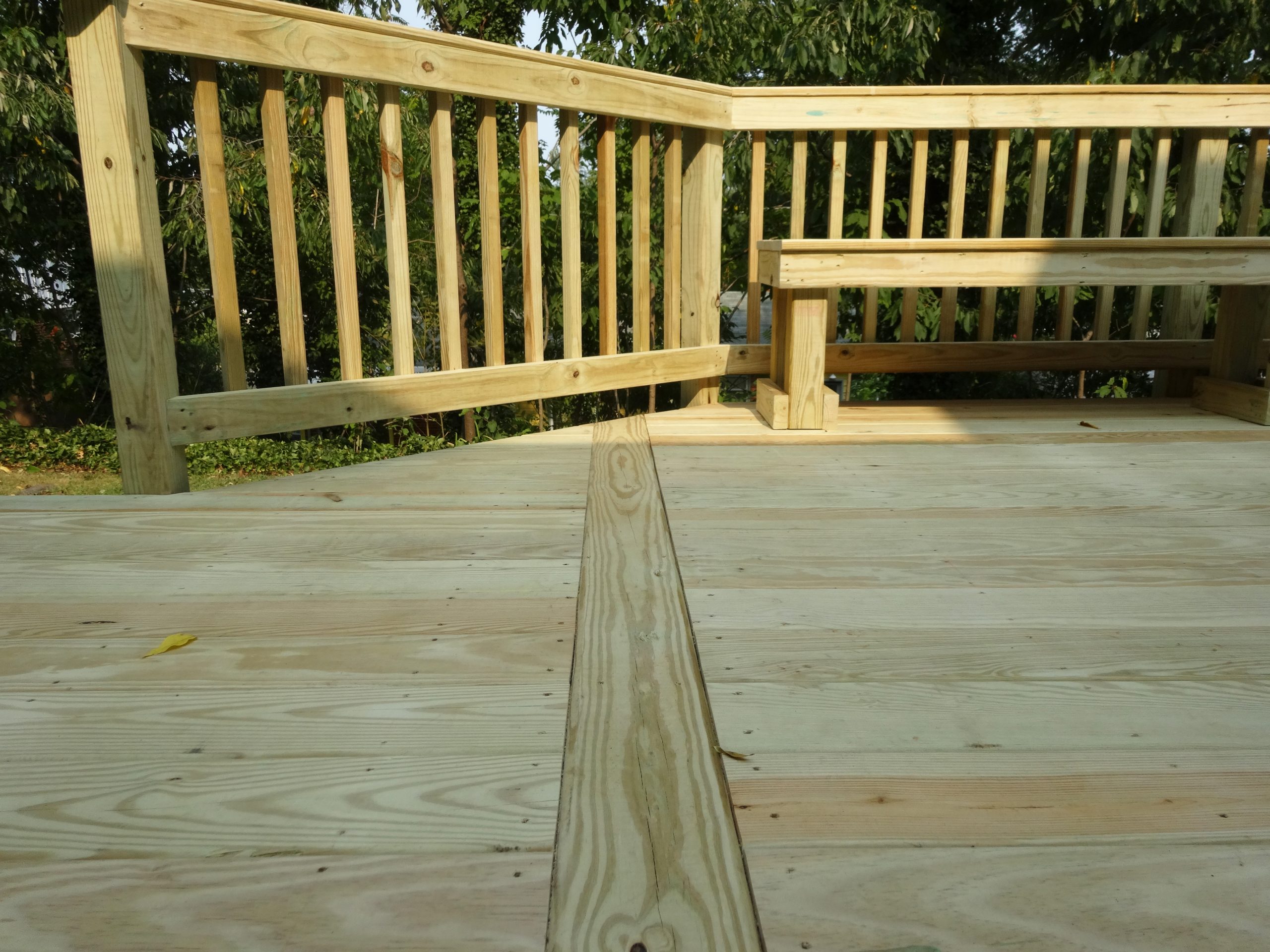 Composite deck project by Sunshine Contracting on a Northern Virginia home (photo 54)
