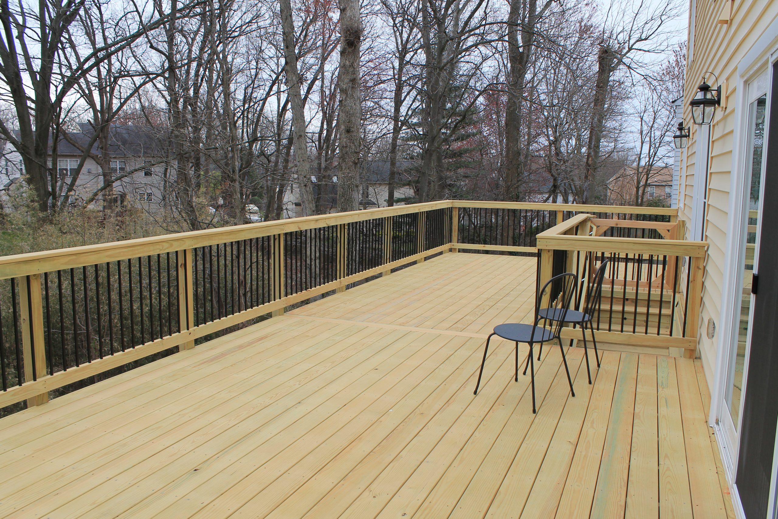 Composite deck project by Sunshine Contracting on a Northern Virginia home (photo 11)