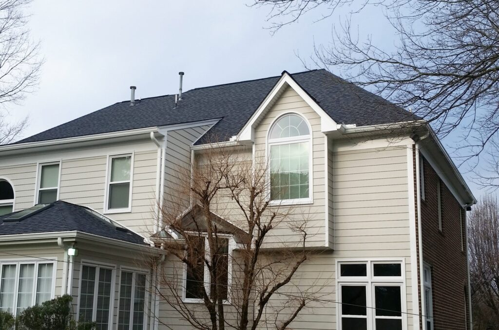 James Hardie fiber cement siding project by Sunshine Contracting on a Northern Virginia home (photo 18)