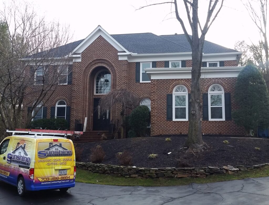 Architectural shingle roofing project by Sunshine Contracting on a Northern Virginia home (photo 16)