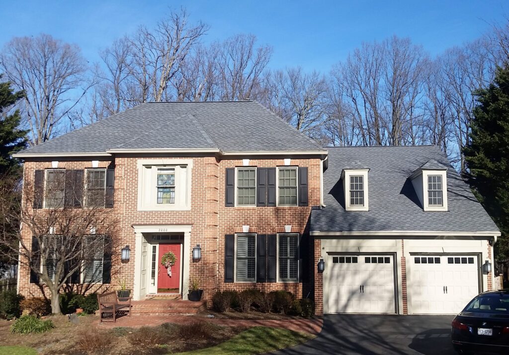 Architectural shingle roofing project by Sunshine Contracting on a Northern Virginia home (photo 15)