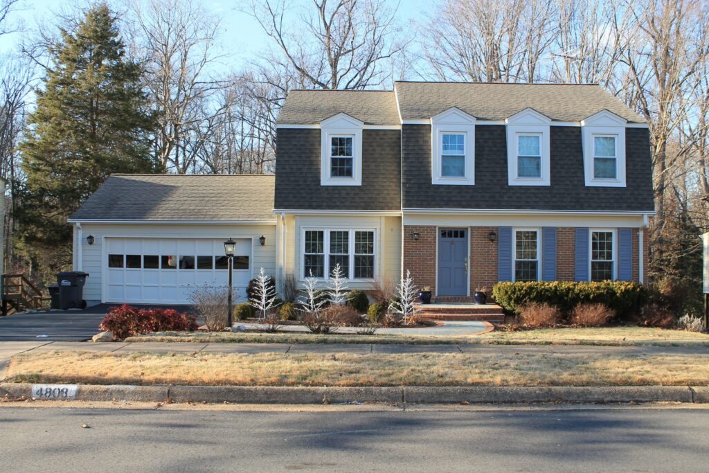 James Hardie fiber cement siding project by Sunshine Contracting on a Northern Virginia home (photo 29)