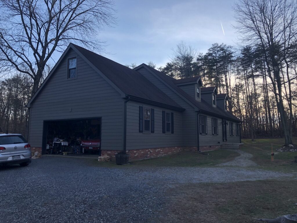 James Hardie fiber cement siding project by Sunshine Contracting on a Northern Virginia home (photo 5)