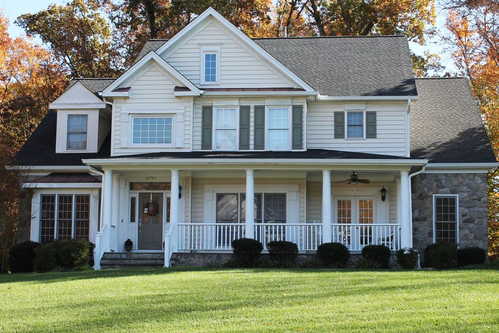 GAF Timberline architectural shingle roof in charcoal installed by Sunshine Contracting