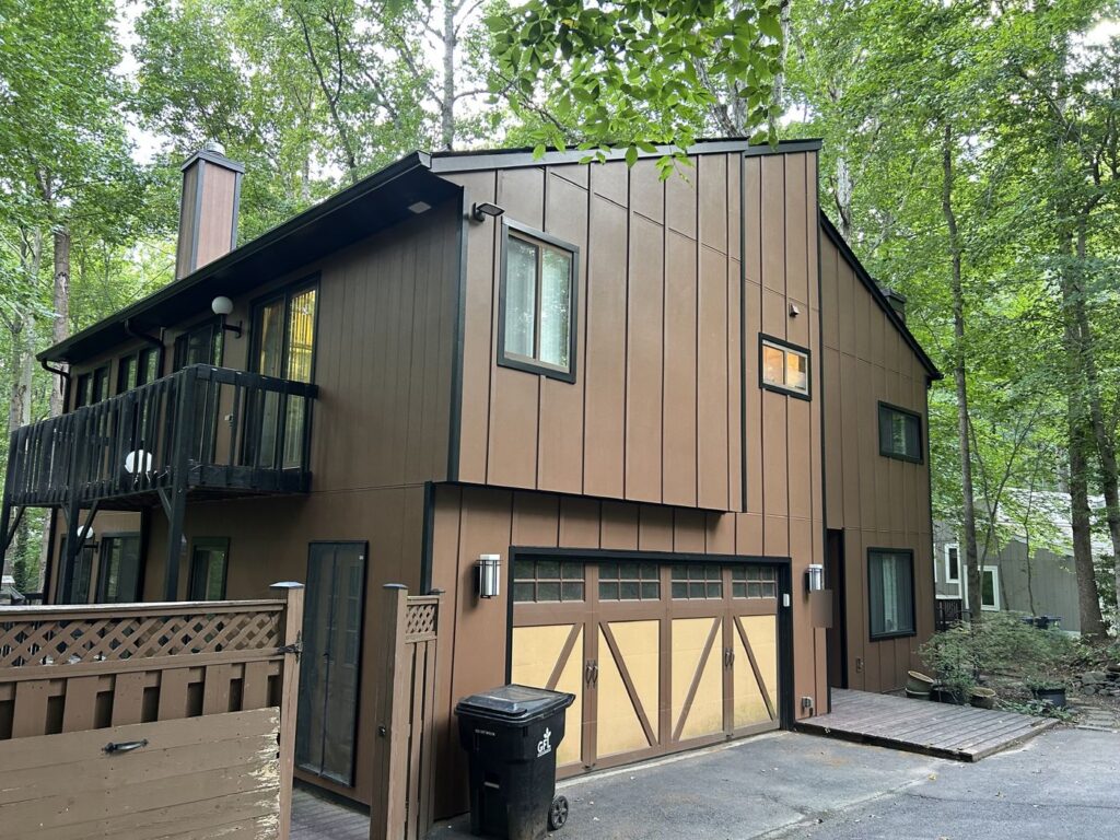 James Hardie board and batten siding with black Hardie trim on a Manassas, VA home